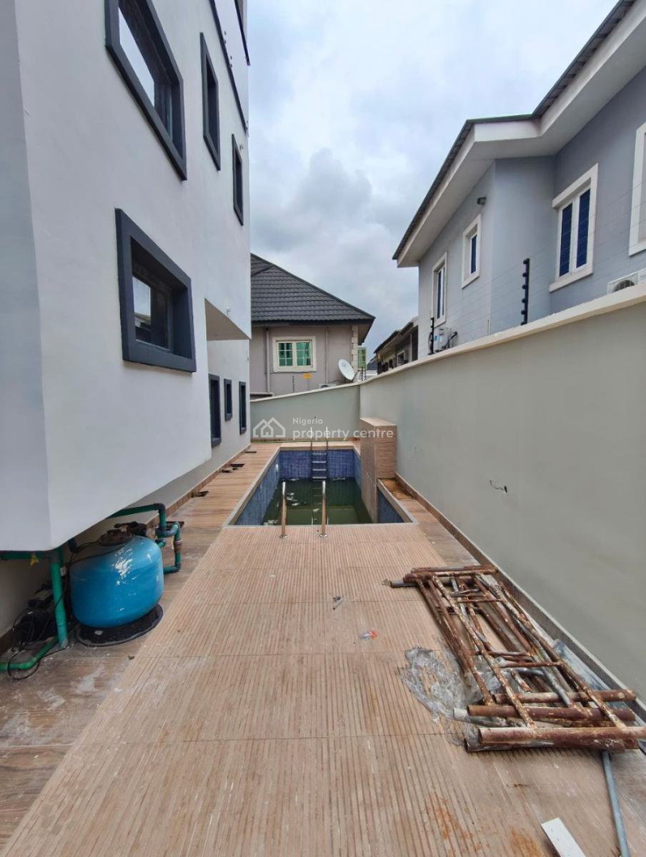 5 Bedroom Fully Detached Duplexes with Bq in a Secured Estate, 5 Bedroom Fully Detached Duplexes with Bq in a Secured Estate, Gra Phase 2, Magodo, Lagos, Detached Duplex for Sale