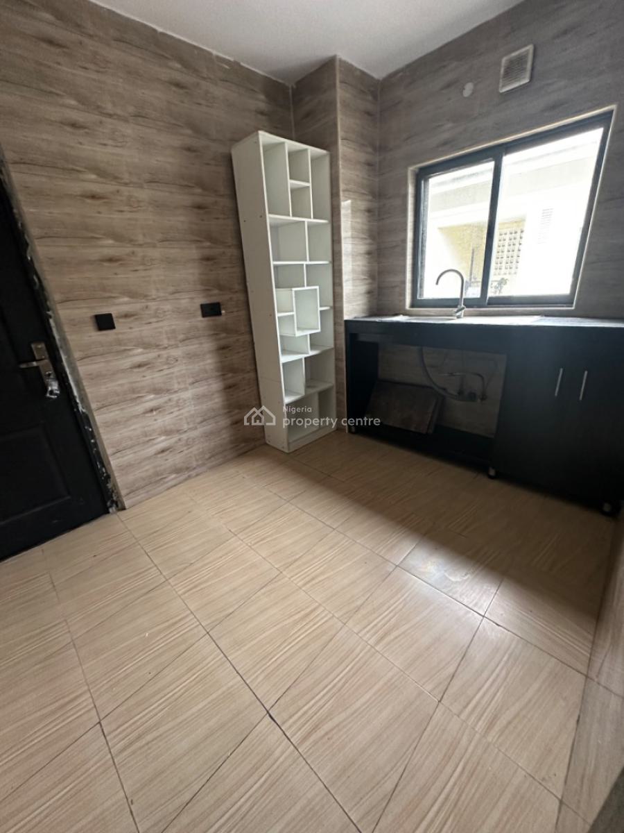3 Bedroom Flat with Lawn Tennis Court on The 3rd Floor, Sangotedo, Ajah, Lagos, Flat / Apartment for Sale