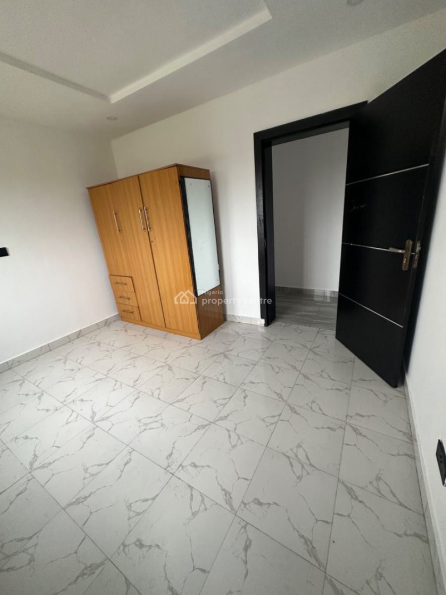 3 Bedroom Flat with Lawn Tennis Court on The 3rd Floor, Sangotedo, Ajah, Lagos, Flat / Apartment for Sale