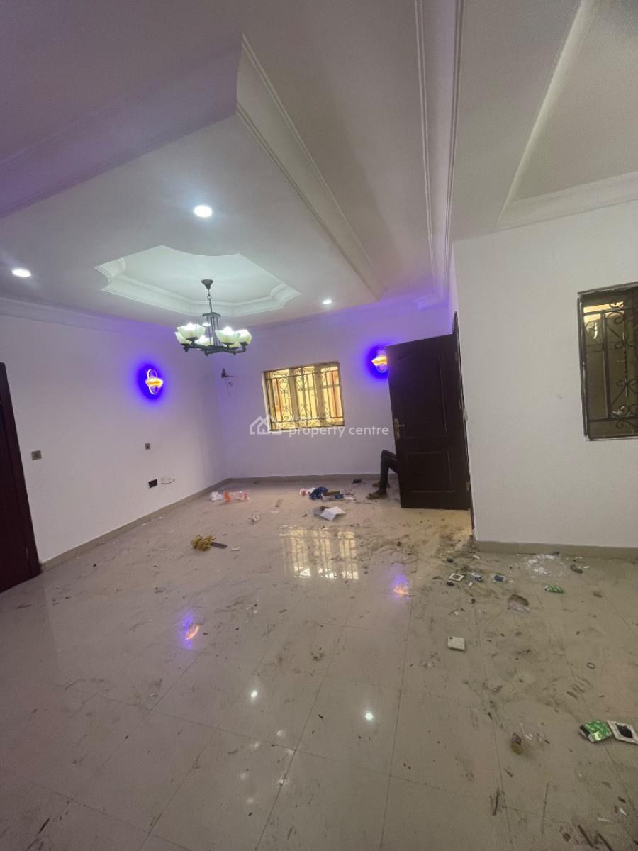 Luxury Spacious 3 Bedroom with Balcony, Thomas Estate, Ajah, Lagos, House for Rent