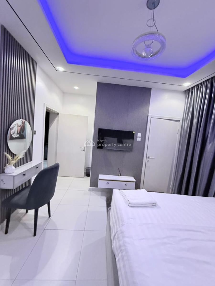 Luxury 2 Bedroom Apartment, Admiralty Road, Lekki Phase 1, Lekki, Lagos, Flat / Apartment Short Let