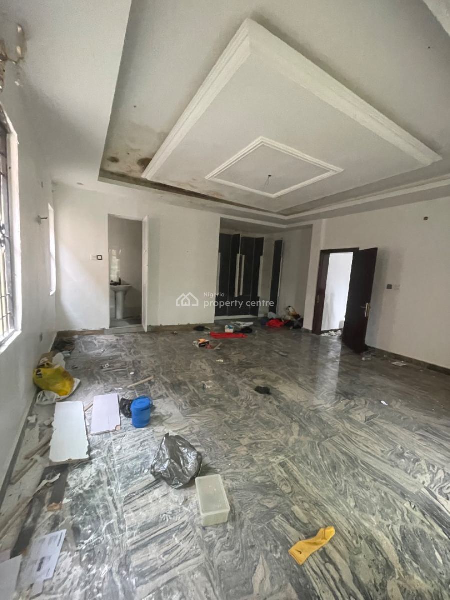 Beautiful 2 Bedroom Trekable to Estate Gate, Thomas Estate, Ajah, Lagos, House for Rent
