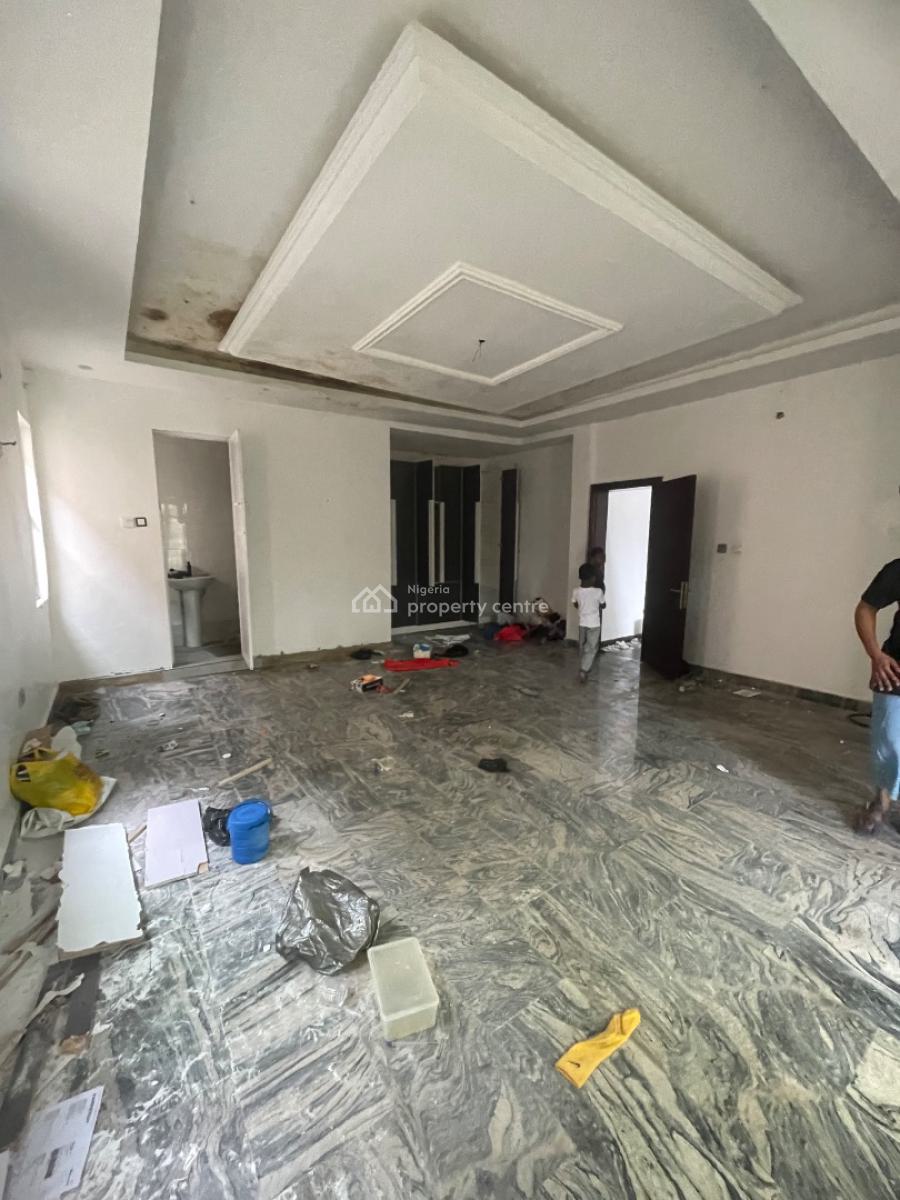 Beautiful 2 Bedroom Trekable to Estate Gate, Thomas Estate, Ajah, Lagos, House for Rent