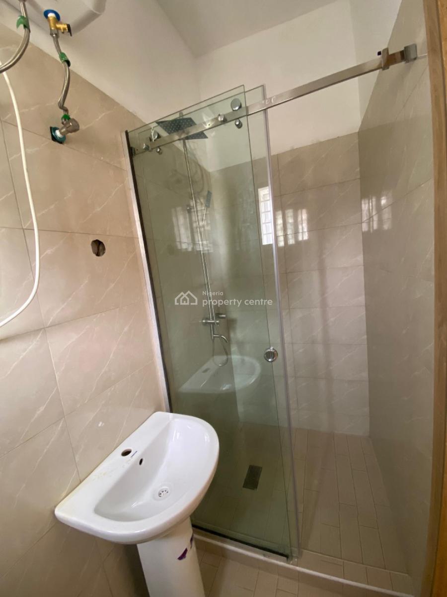 Very Spacious & Refined 3 Bedroom Apartment., Ajah, Ajah, Lagos, Block of Flats for Sale