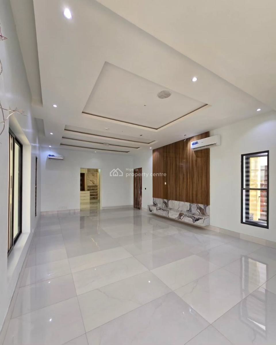 5 Bedrooms Detached Duplex with Bq, Lekki Phane1 Lagos, Lekki, Lagos, Detached Duplex for Sale