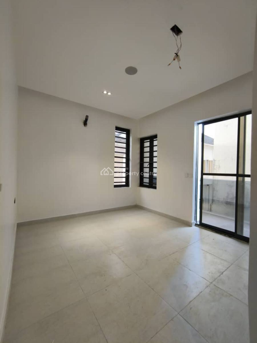 Newly Built 2bedroom Flat + Swimming Pool +gym, Agungi, Agungi, Lekki, Lagos, Flat / Apartment for Sale
