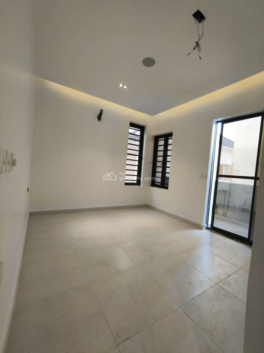 Newly Built 2bedroom Flat + Swimming Pool +gym, Agungi, Agungi, Lekki, Lagos, Flat / Apartment for Sale