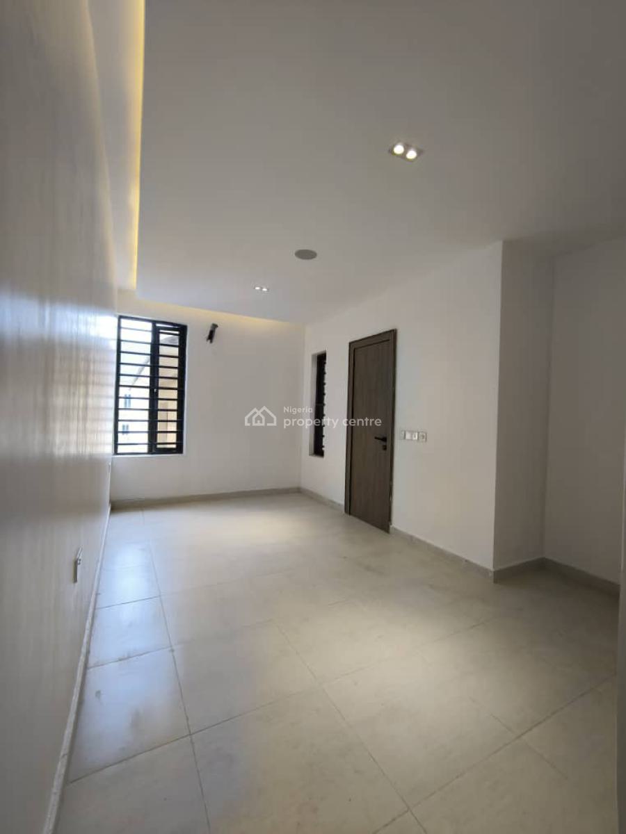 Newly Built 2bedroom Flat + Swimming Pool +gym, Agungi, Agungi, Lekki, Lagos, Flat / Apartment for Sale