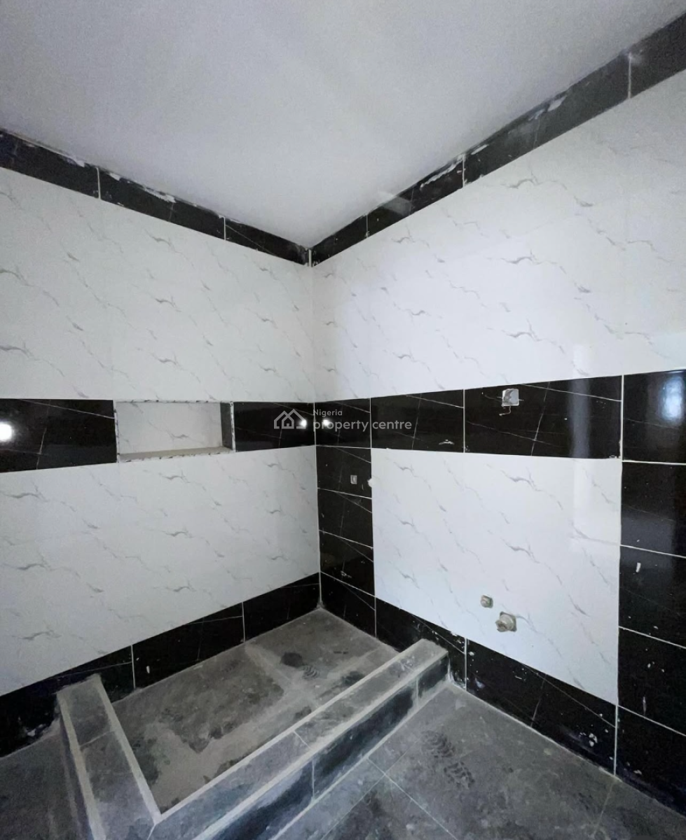 Four Bedroom Terrace with Bq, Lekki Phase 1, Lekki, Lagos, Terraced Duplex for Rent