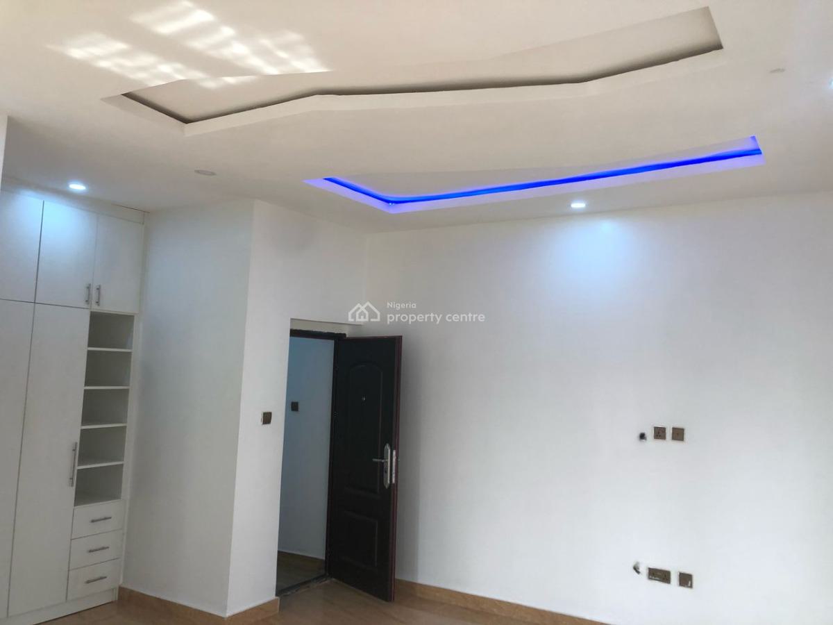 Massive 4-bedroom Duplex + Bq -- Von Garden City Estate, Von Garden City Estate, Lugbe District, Abuja, House for Sale