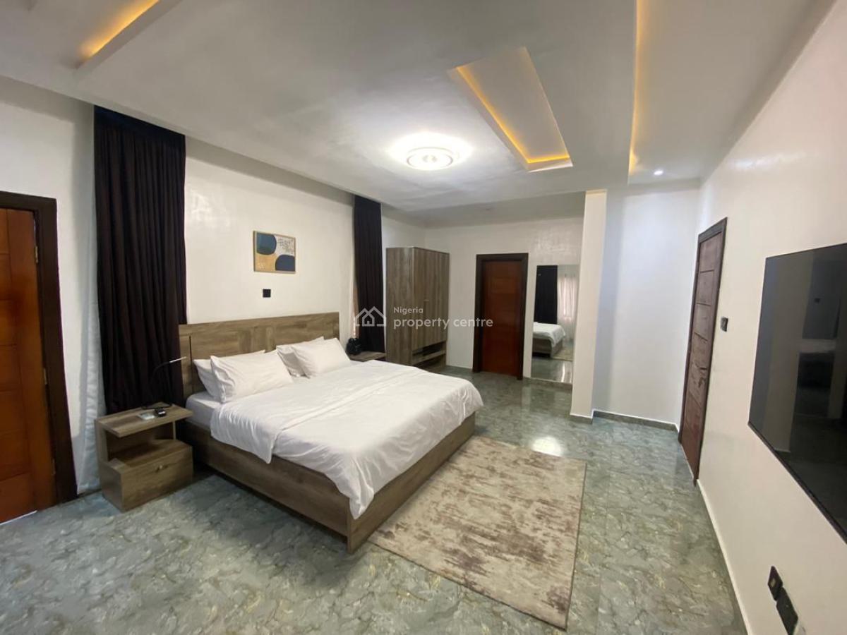 3 Bedroom Flat with Bq, Off Isaac John,, Ikeja Gra, Ikeja, Lagos, Flat / Apartment for Sale