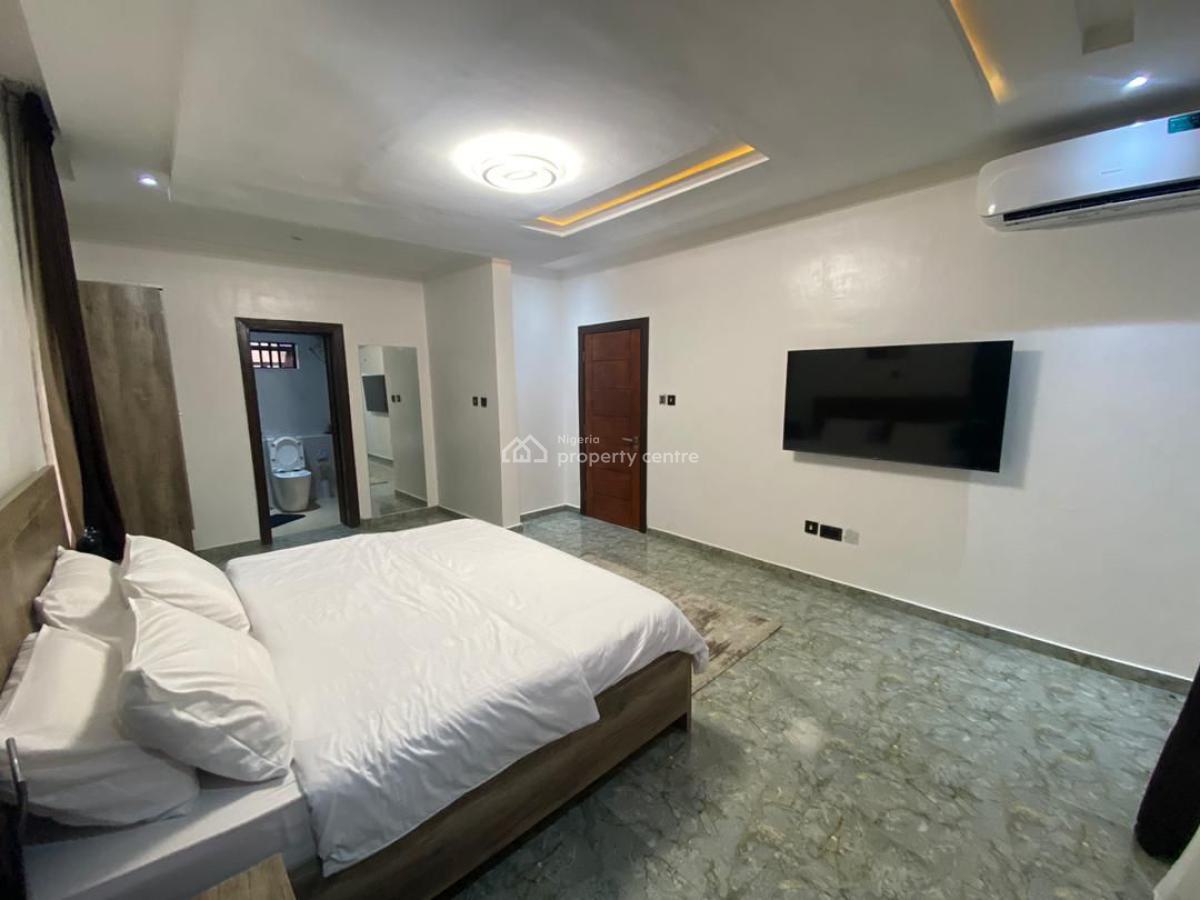 3 Bedroom Flat with Bq, Off Isaac John,, Ikeja Gra, Ikeja, Lagos, Flat / Apartment for Sale