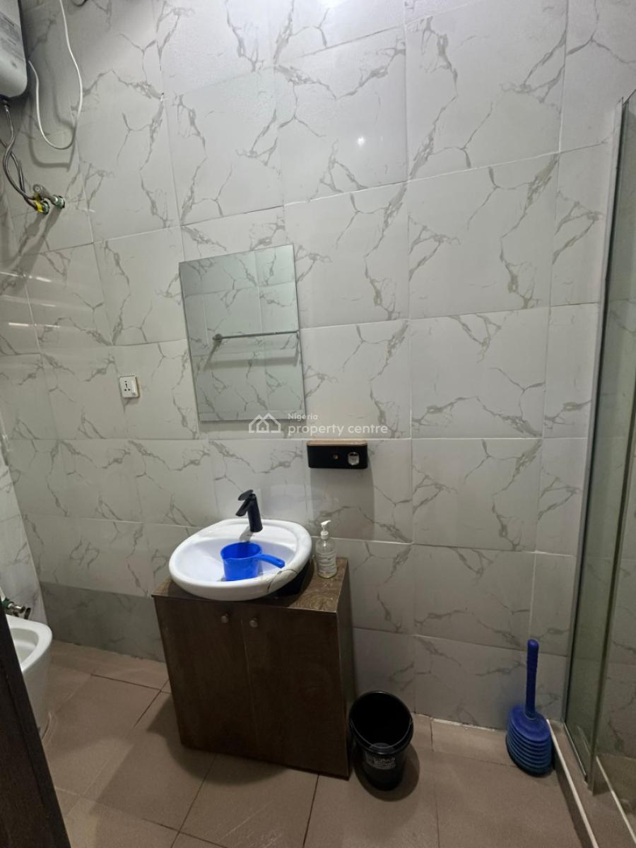 Fully Furnished 2 Bedroom Flat, Ologolo, Lekki, Lagos, Flat / Apartment for Rent