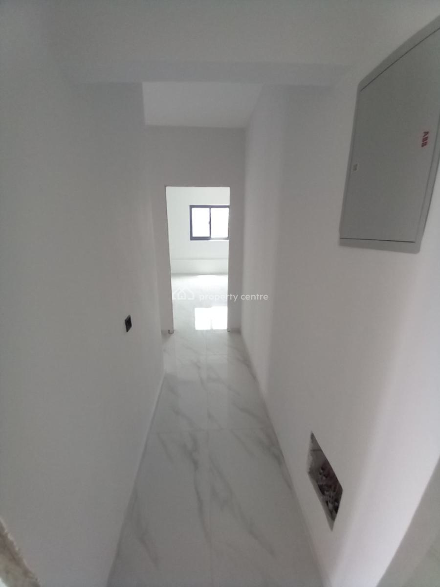 a Luxury 3bedroom Apartments, Not Far From Eko Hotel, Victoria Island (vi), Lagos, Block of Flats for Sale