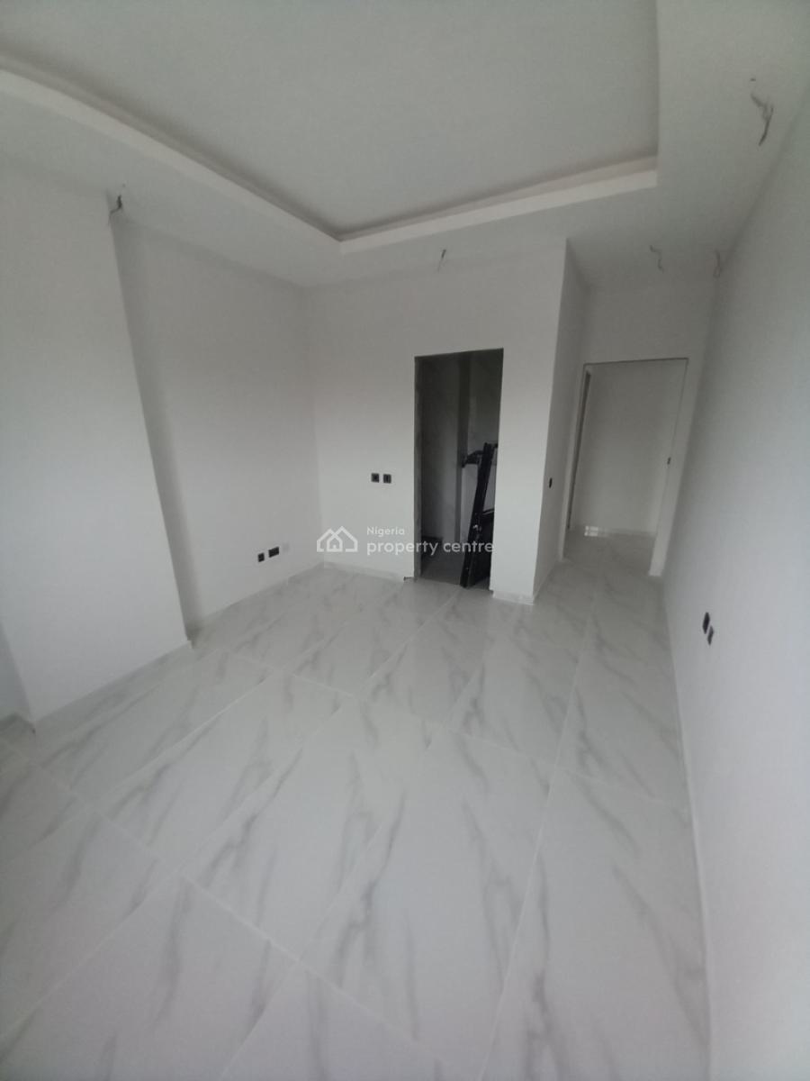 a Luxury 3bedroom Apartments, Not Far From Eko Hotel, Victoria Island (vi), Lagos, Block of Flats for Sale