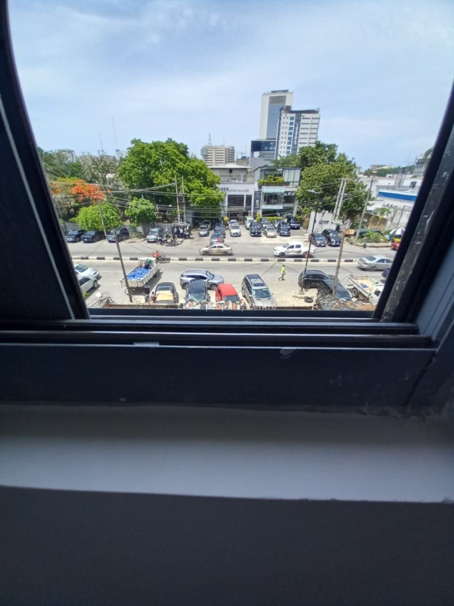 a Luxury 3bedroom Apartments, Not Far From Eko Hotel, Victoria Island (vi), Lagos, Block of Flats for Sale