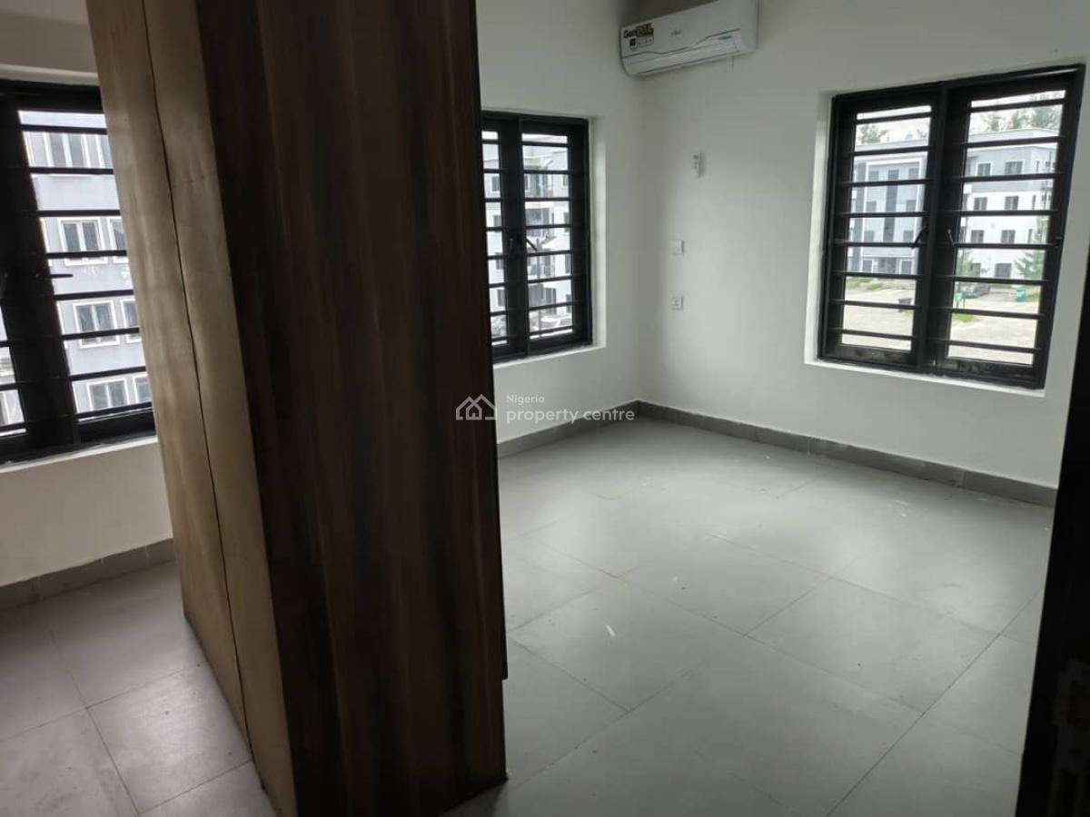 Fully Serviced 2 Bedroom Apartment, Megamound Estate By Ikota Off Ilaje Road Ajah, Ikota, Lekki, Lagos, Flat / Apartment for Rent