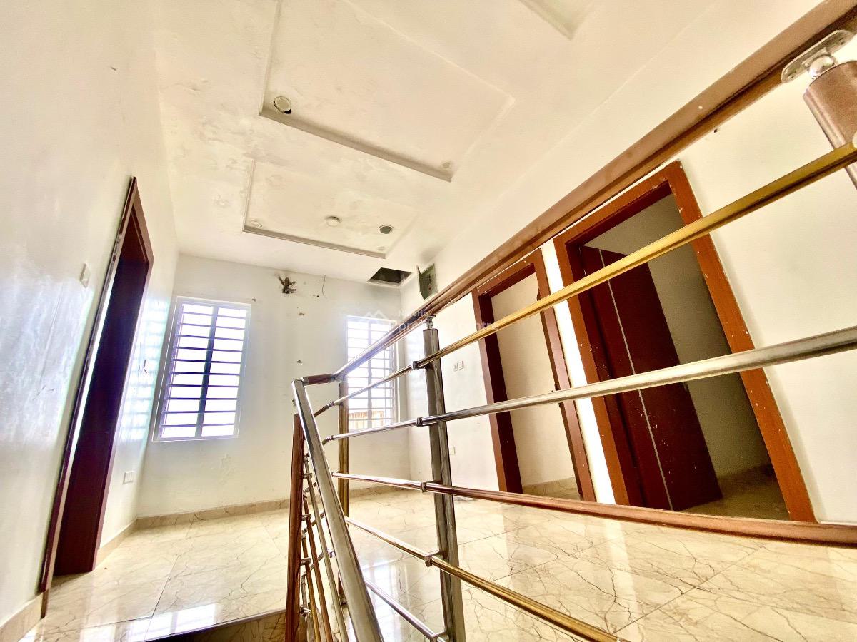 4 Bedroom Terrace Duplex Available in a Private Estate, Chevron Alternative, Lekki, Lagos, Terraced Duplex for Rent