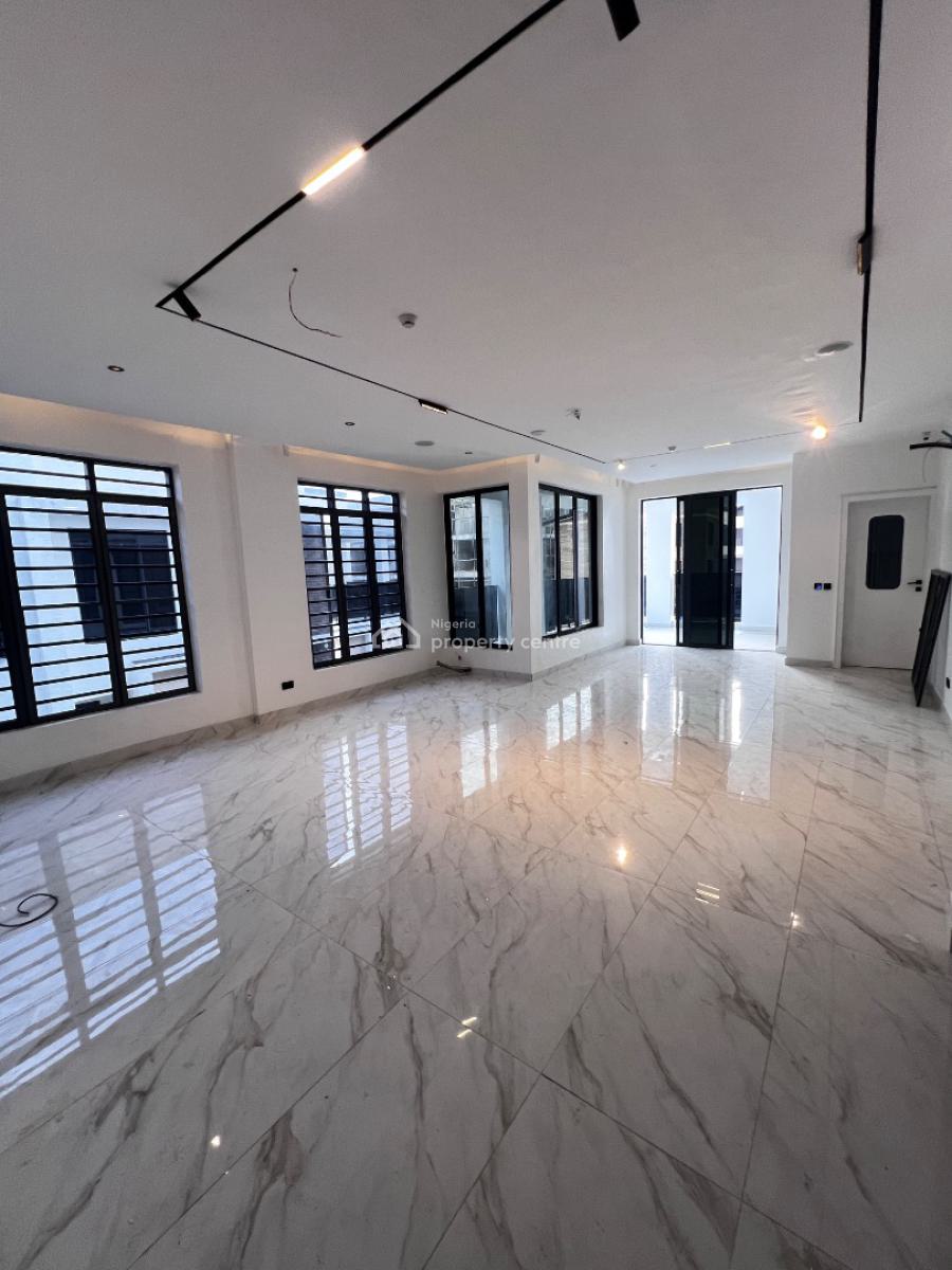 Luxurious Smart 4 Bedroom Penthouse with a Private Elevator, Off Lekki-epe Express Way, Lekki Phase 1, Lekki, Lagos, Flat / Apartment for Sale