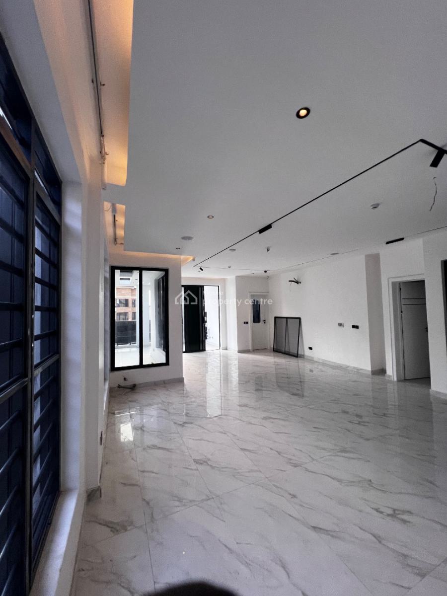 Luxurious Smart 4 Bedroom Penthouse with a Private Elevator, Off Lekki-epe Express Way, Lekki Phase 1, Lekki, Lagos, Flat / Apartment for Sale
