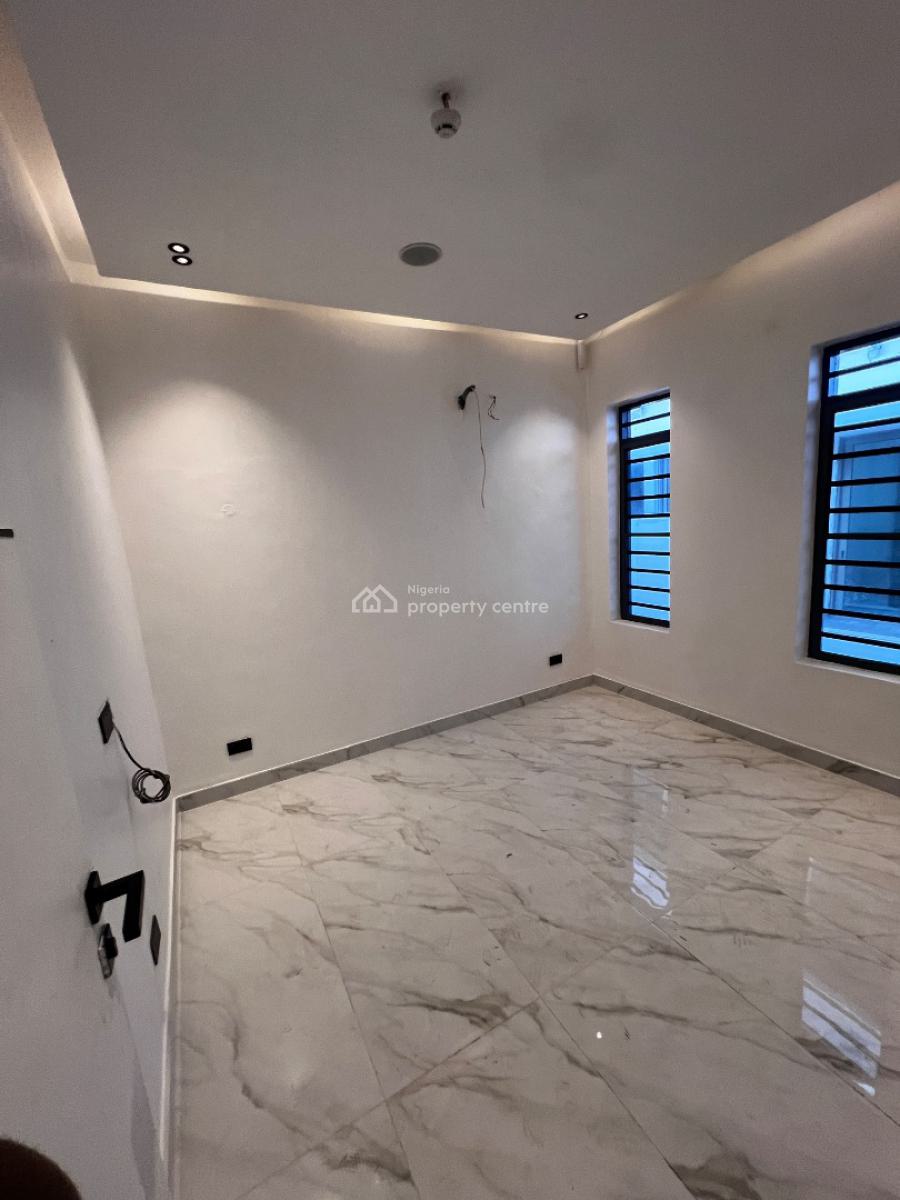 Luxurious Smart 4 Bedroom Penthouse with a Private Elevator, Off Lekki-epe Express Way, Lekki Phase 1, Lekki, Lagos, Flat / Apartment for Sale