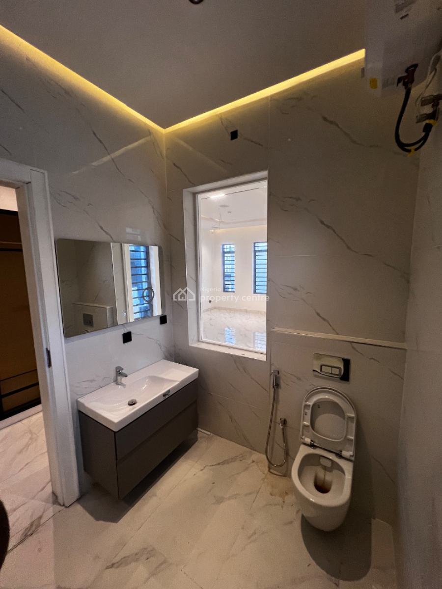 Luxurious Smart 4 Bedroom Penthouse with a Private Elevator, Off Lekki-epe Express Way, Lekki Phase 1, Lekki, Lagos, Flat / Apartment for Sale