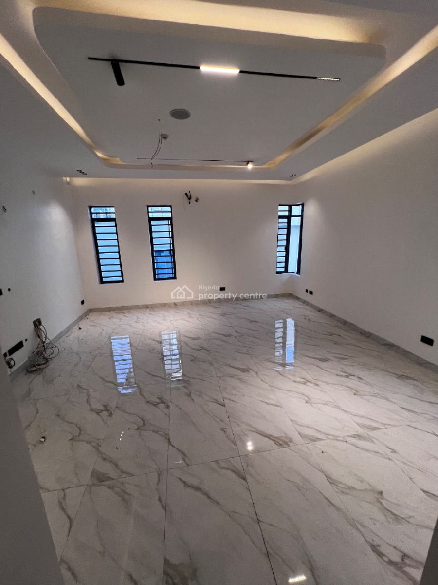 Luxurious Smart 4 Bedroom Penthouse with a Private Elevator, Off Lekki-epe Express Way, Lekki Phase 1, Lekki, Lagos, Flat / Apartment for Sale