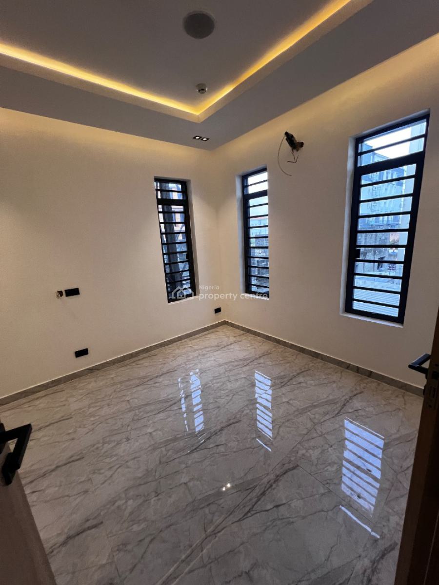 Luxury 4 Bedroom Terrace Duplex in a Private Estate, Lekki Phase 1, Lekki, Lagos, Terraced Duplex for Sale