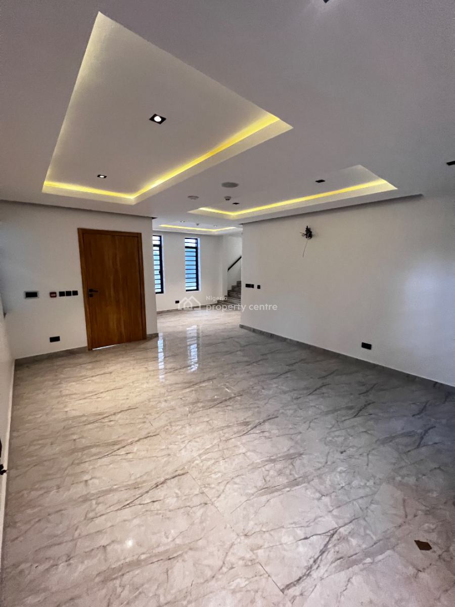 Luxury 4 Bedroom Terrace Duplex in a Private Estate, Lekki Phase 1, Lekki, Lagos, Terraced Duplex for Sale
