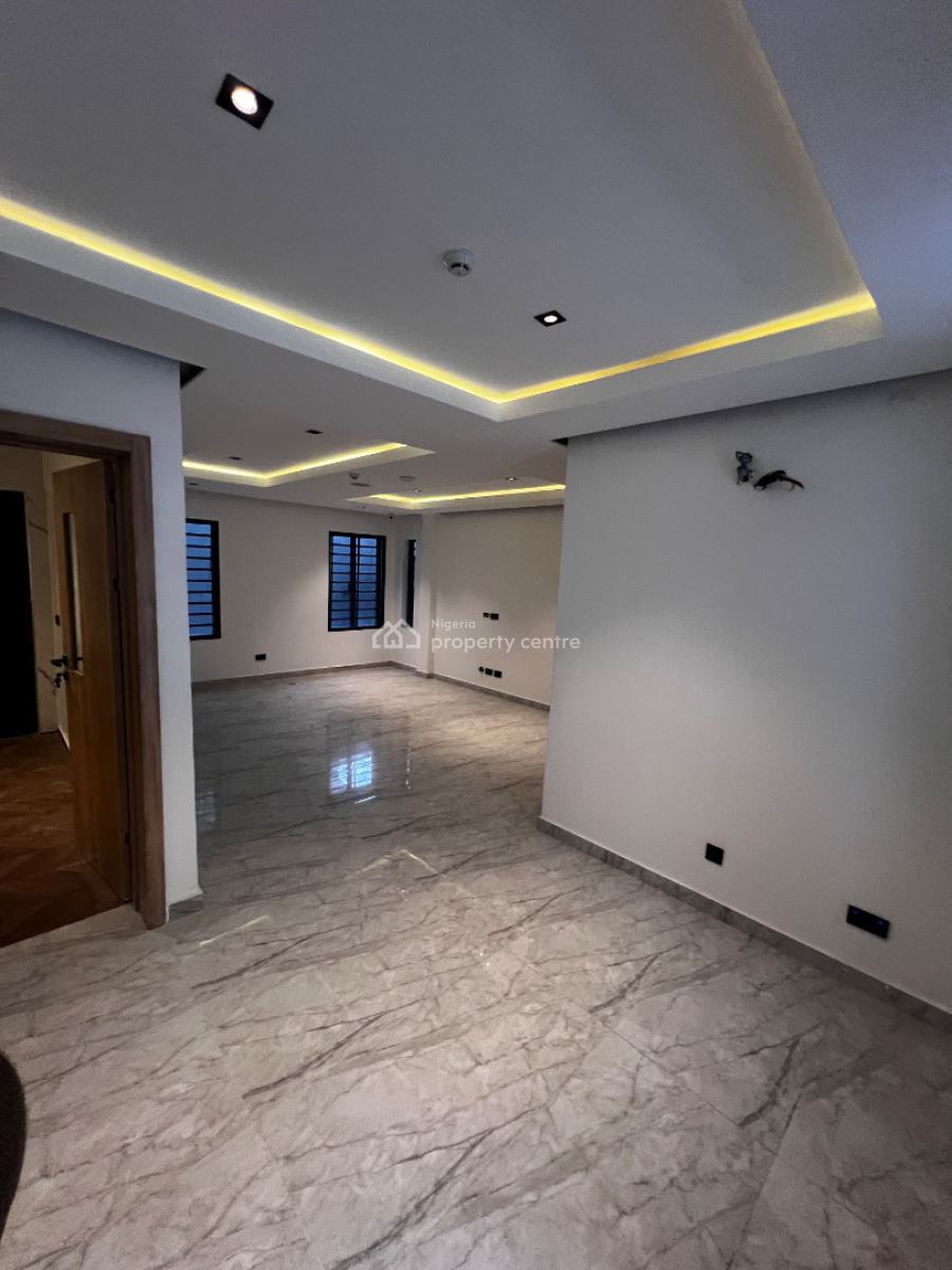 Luxury 4 Bedroom Terrace Duplex in a Private Estate, Lekki Phase 1, Lekki, Lagos, Terraced Duplex for Sale