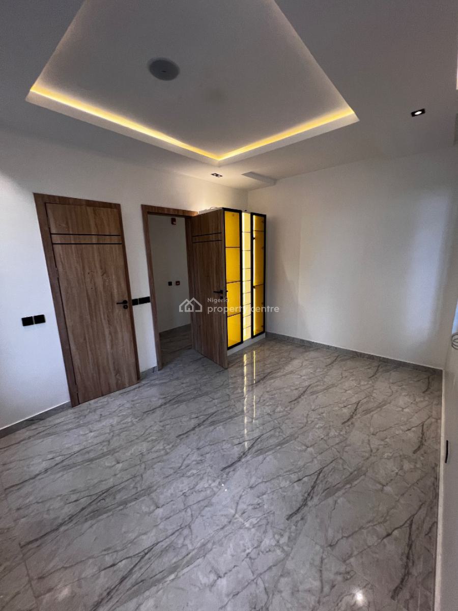 Luxury 4 Bedroom Terrace Duplex in a Private Estate, Lekki Phase 1, Lekki, Lagos, Terraced Duplex for Sale