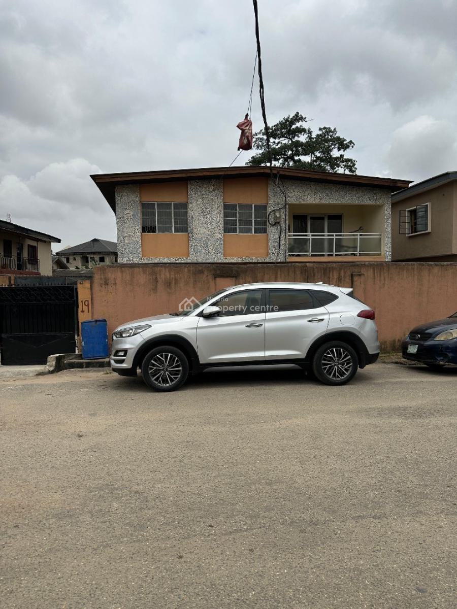 a Buy and Renovate 6 Bedroom Fully Detached Duplex in an Estate, Fola Agoro, Yaba, Lagos, Residential Land for Sale