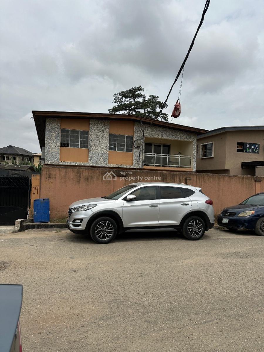 a Buy and Renovate 6 Bedroom Fully Detached Duplex in an Estate, Fola Agoro, Yaba, Lagos, Residential Land for Sale