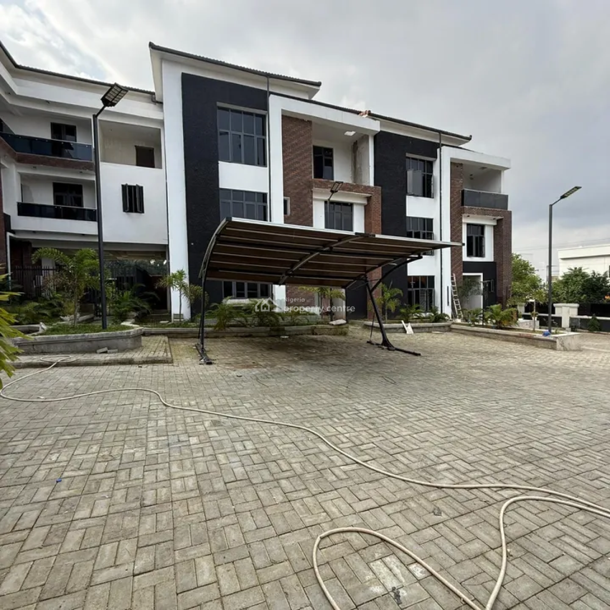 4 Bedrooms Townhouse, Gated, Strategically Located, Kado, Abuja, House for Sale