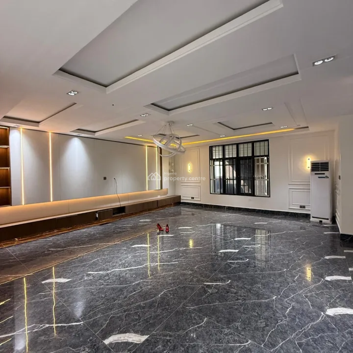 4 Bedrooms Townhouse, Gated, Strategically Located, Kado, Abuja, House for Sale