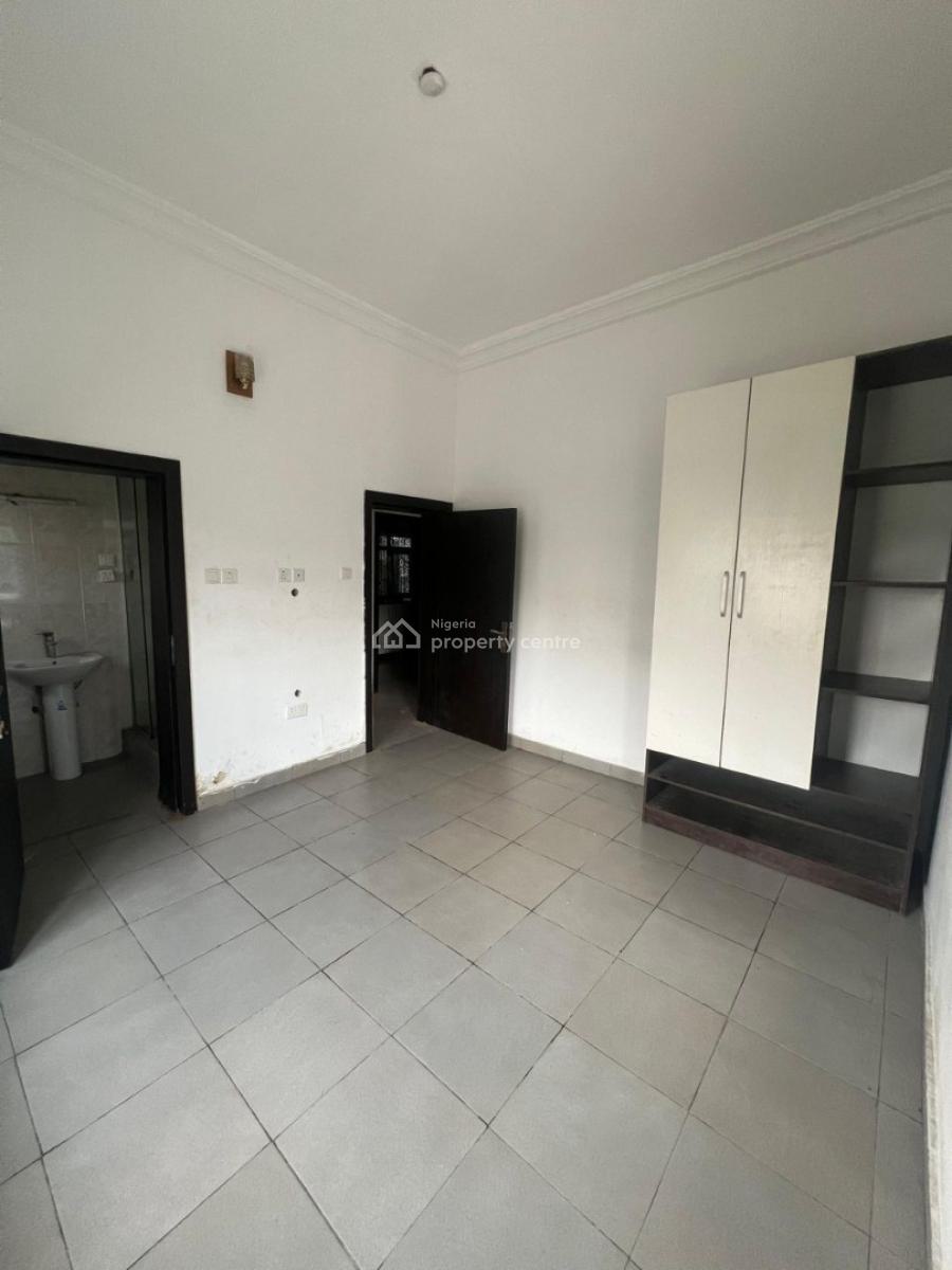 2 Bedroom Apartment, Ikota Lekki County, Lekki, Lagos, Flat / Apartment for Rent