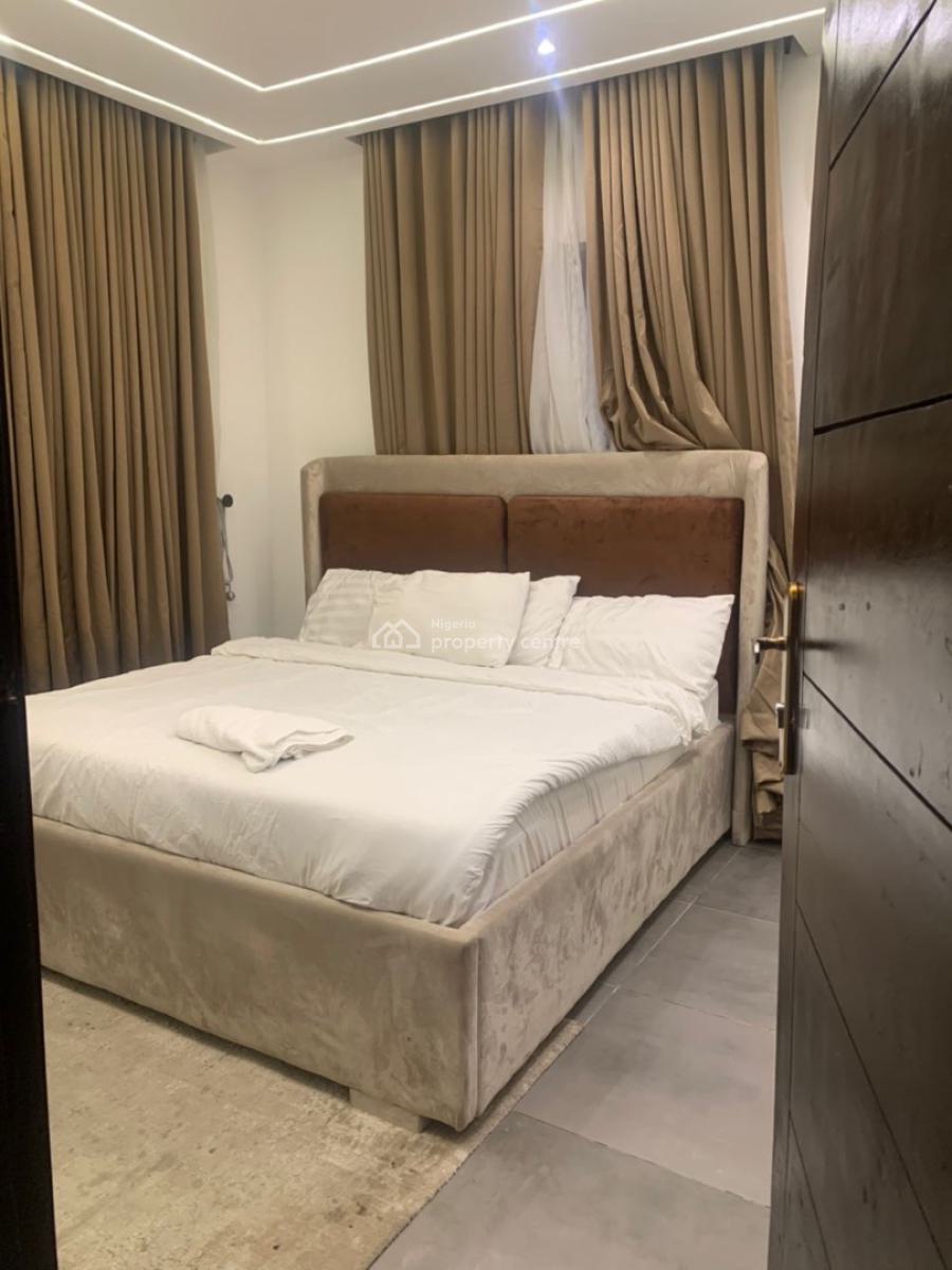 2 Bedroom Apartment with Top Notch Amenities Available, Platinum Way, Lekki, Lagos, Block of Flats for Sale