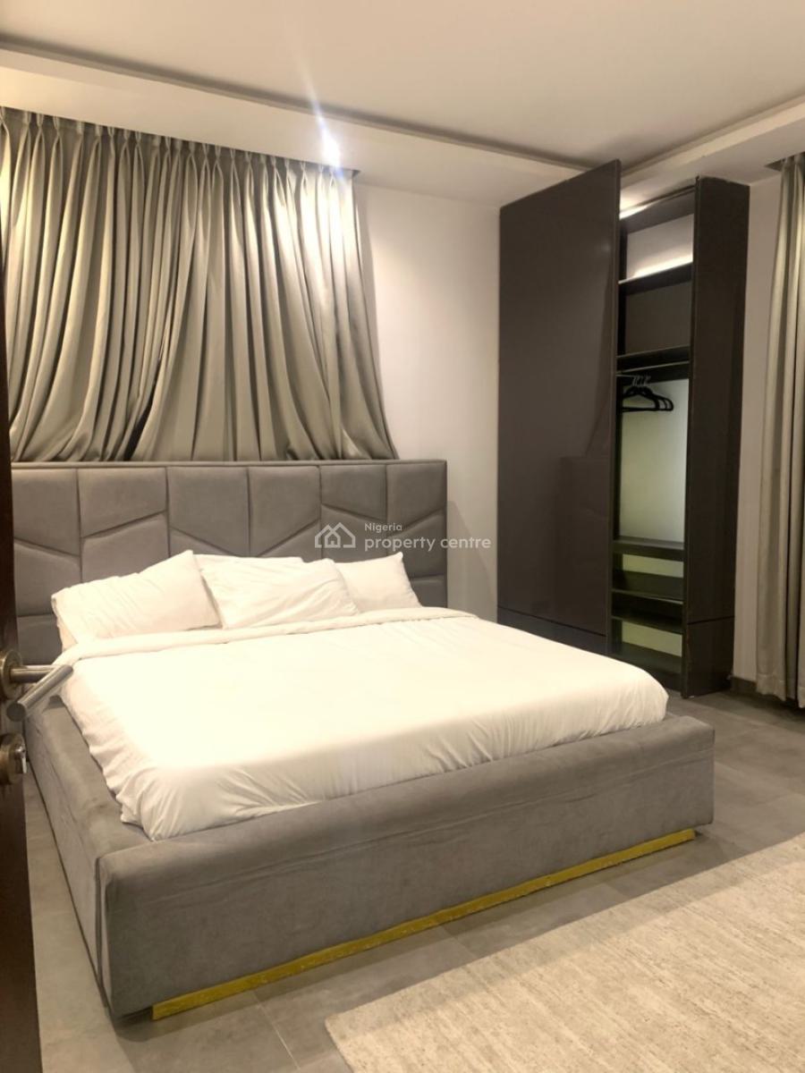 2 Bedroom Apartment with Top Notch Amenities Available, Platinum Way, Lekki, Lagos, Block of Flats for Sale