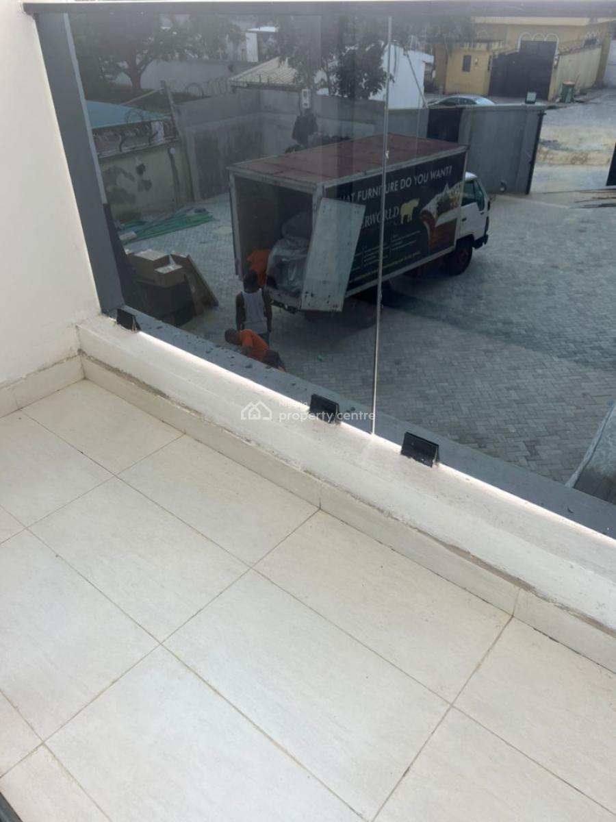 Brand New 2 Bedroom Apartment (upstairs), Off Admiralty Way, Lekki Phase 1, Lekki, Lagos, Flat / Apartment for Rent