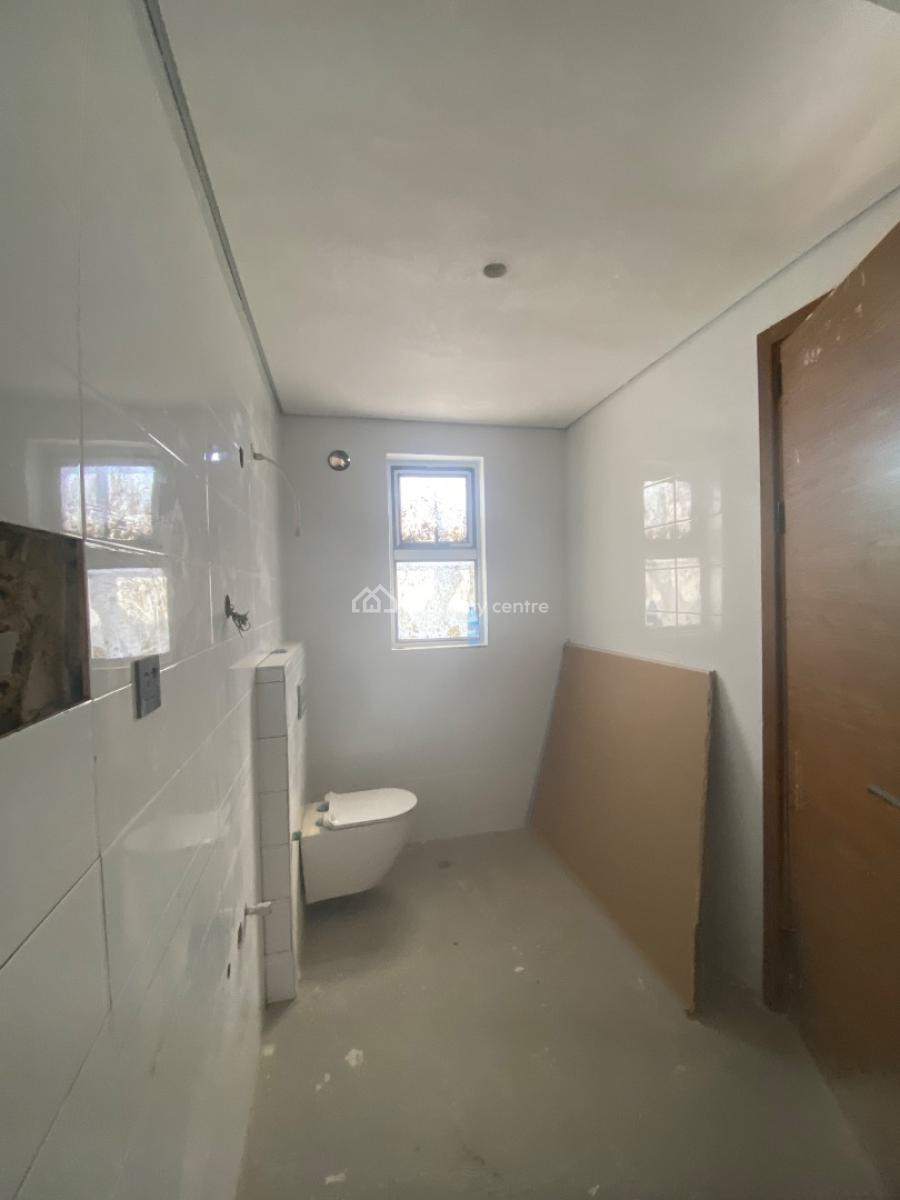 Lovely 3 Bedroom Apartment, Ojomu Road, Ikoyi, Lagos, Flat / Apartment for Sale