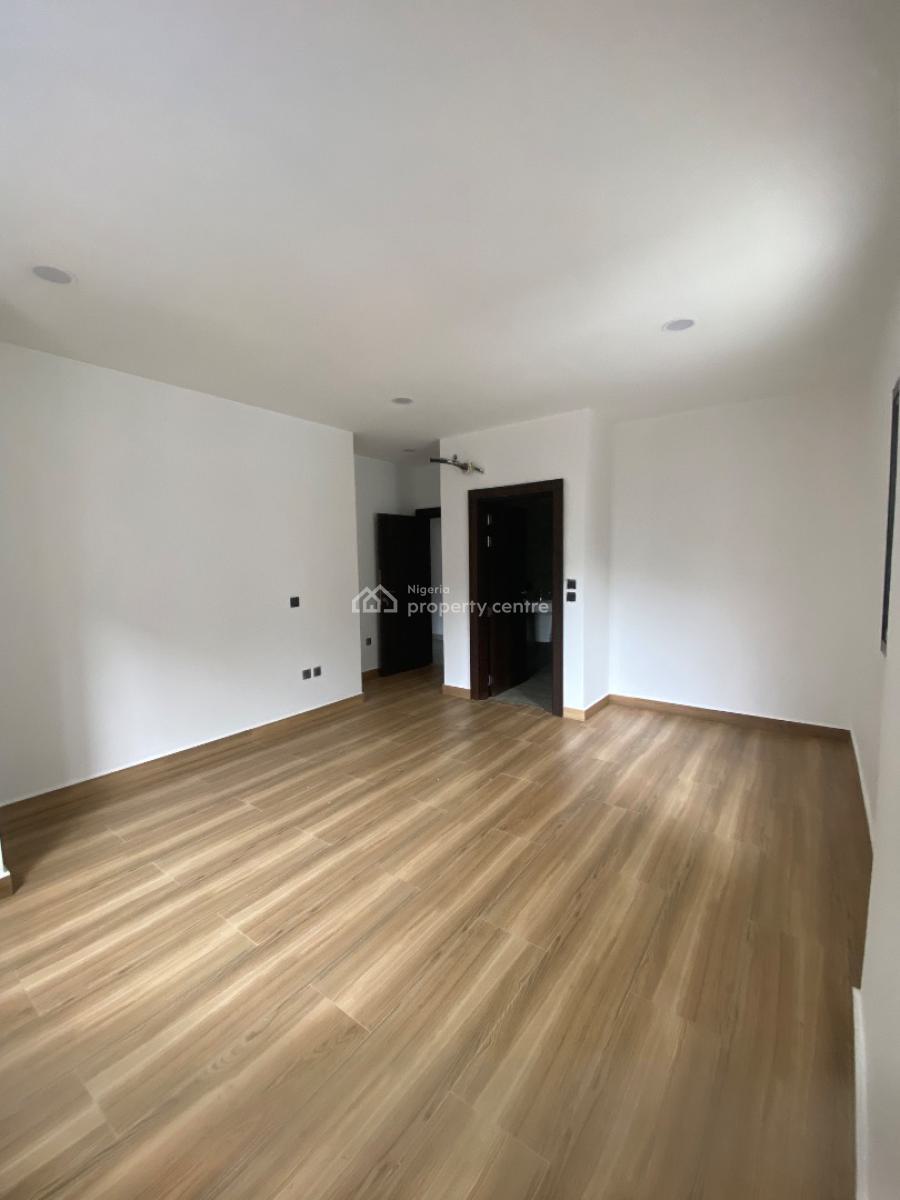 Lovely 3 Bedroom Penthouse with a Spacious Rooftop Terrace, Ikoyi, Lagos, Flat / Apartment for Sale