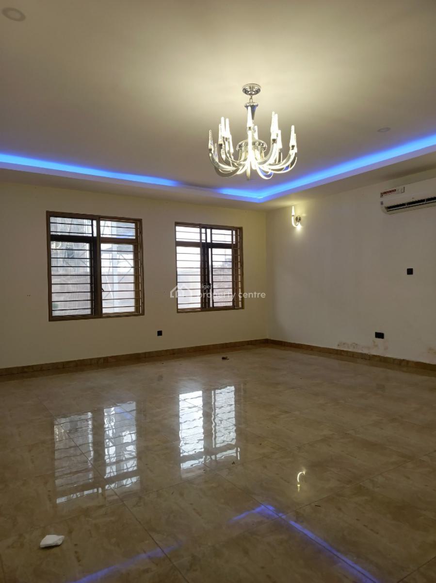 Exquisitely Finished and Spacious 3 Bedroom Apartment with a Bq, Guzape District, Abuja, Flat / Apartment for Rent