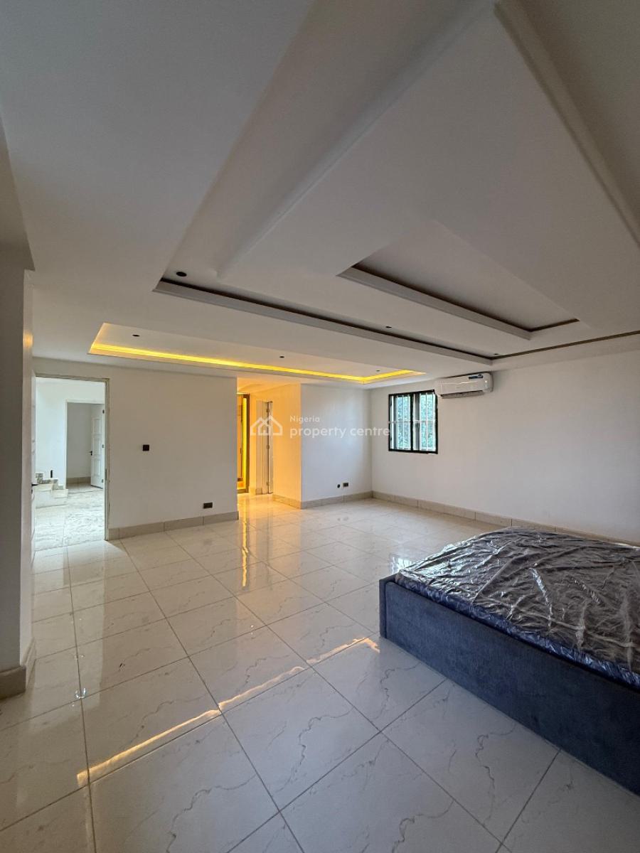 Partly Furnished 4bedroom Townhouse Gated with 3parlors and 3bq, Kado, Kado, Abuja, Detached Duplex for Sale