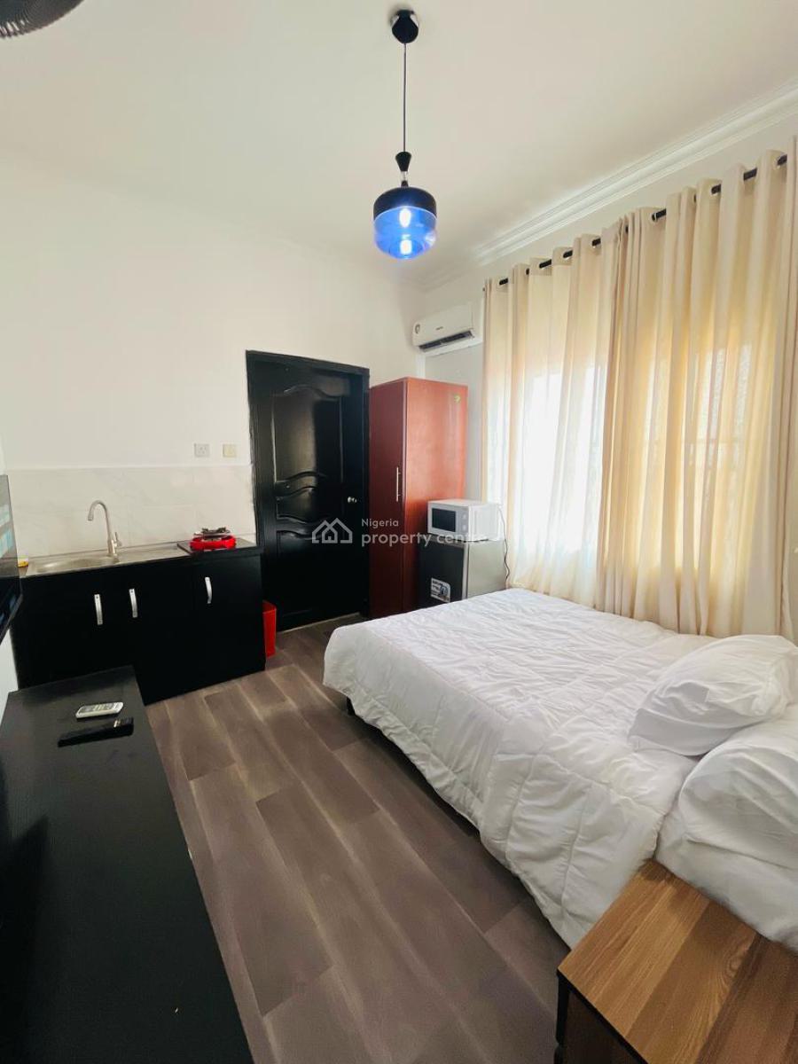 Fully Furnished Studios Apartment, Off Admiralty Way, Lekki Phase 1, Lekki, Lagos, Self Contain (single Rooms) Short Let