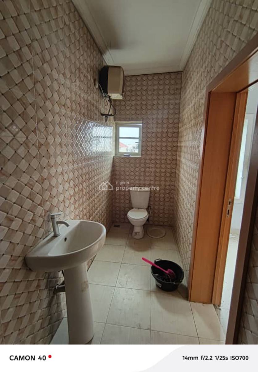 Beautiful 3 Bedroom Flat, Ikota, Lekki, Lagos, Flat / Apartment for Rent