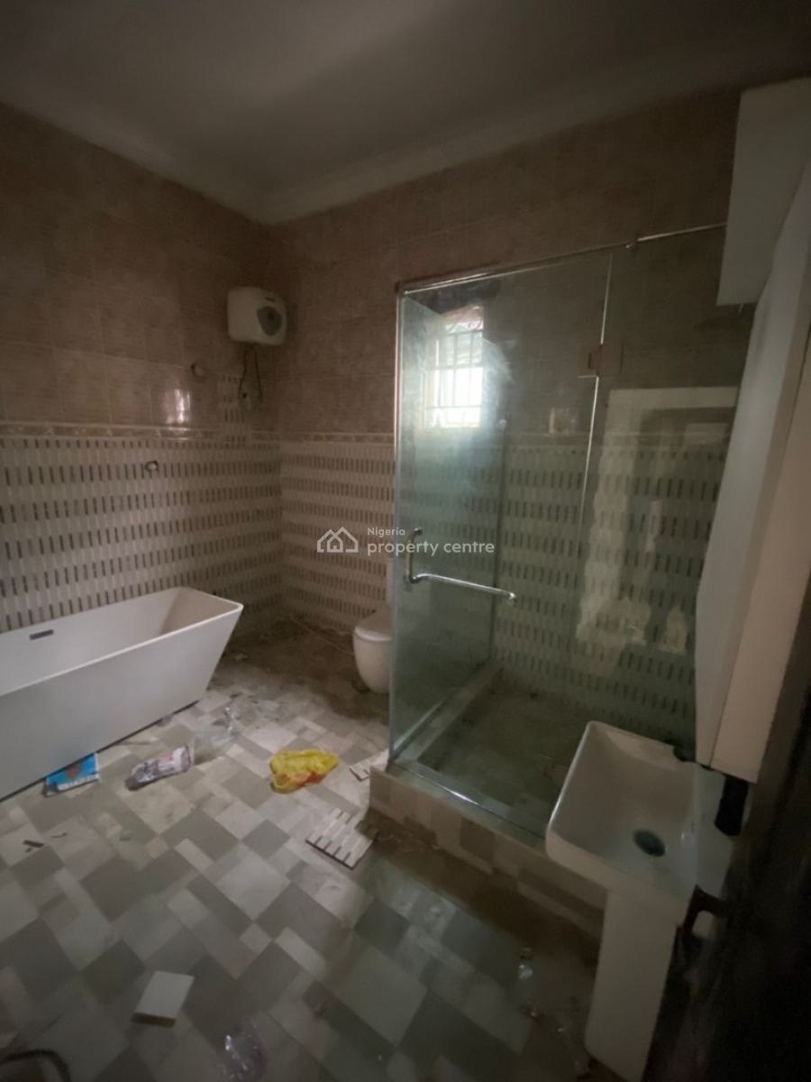 Luxury Spacious 5 Bedroom Duplex with Bq, Chevron, Lekki, Lagos, House for Sale
