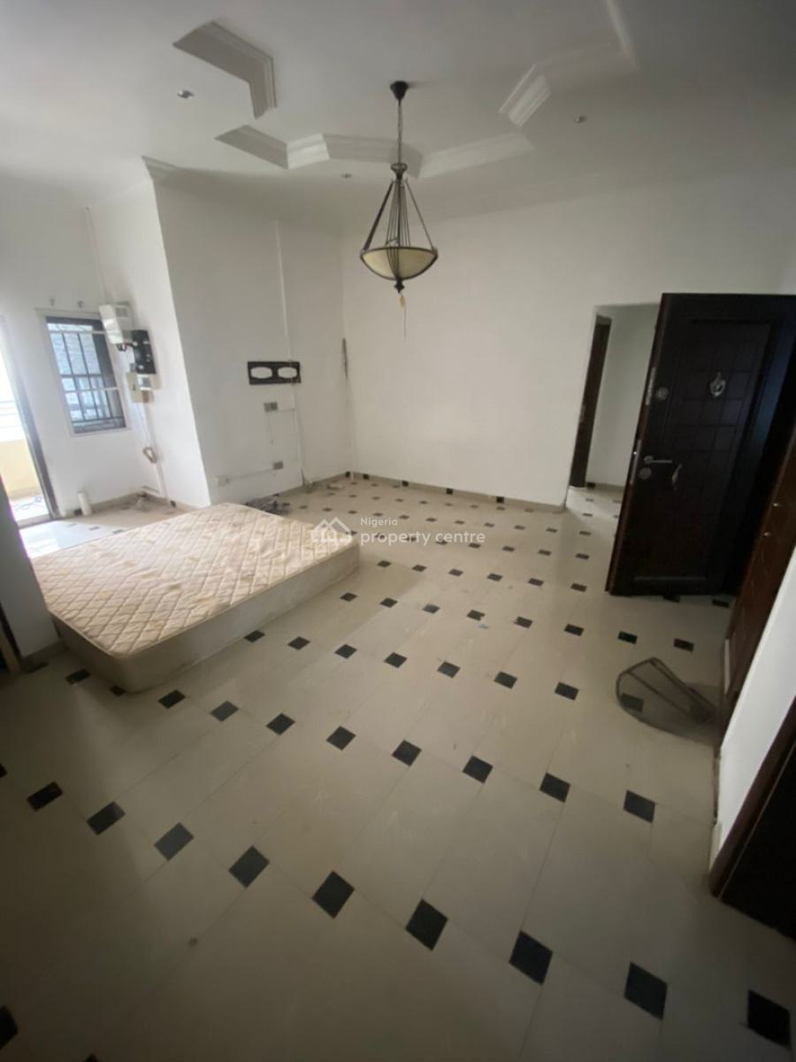 Luxury Spacious 5 Bedroom Duplex with Bq, Chevron, Lekki, Lagos, House for Sale