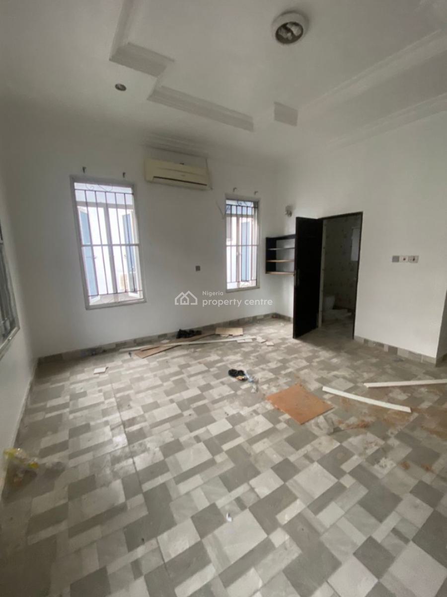 Luxury Spacious 5 Bedroom Duplex with Bq, Chevron, Lekki, Lagos, House for Sale
