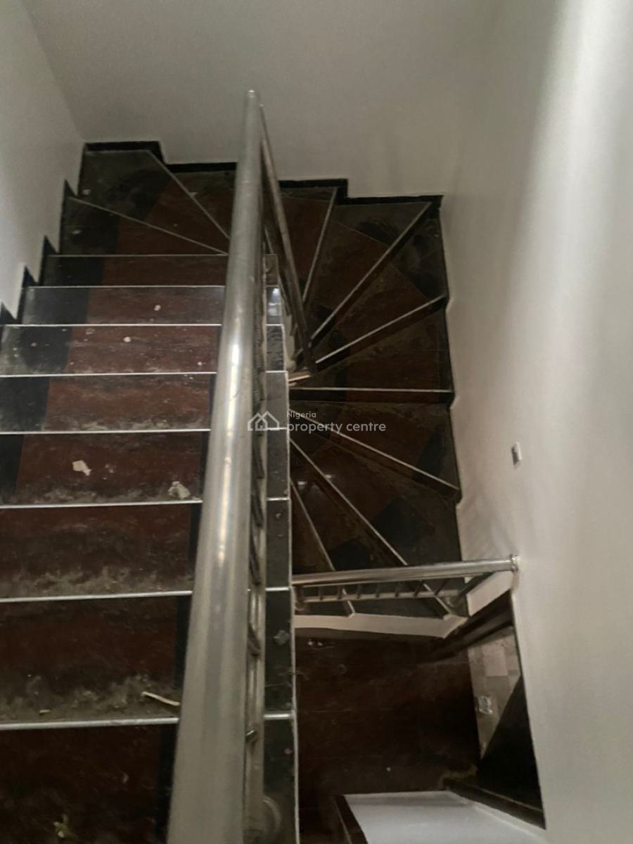 Luxury Spacious 5 Bedroom Duplex with Bq, Chevron, Lekki, Lagos, House for Sale