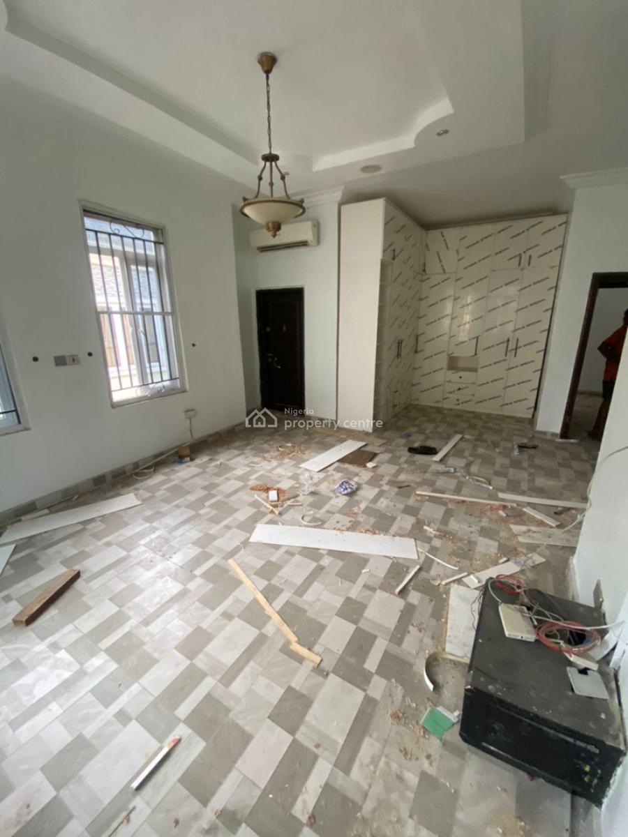 Luxury Spacious 5 Bedroom Duplex with Bq, Chevron, Lekki, Lagos, House for Sale